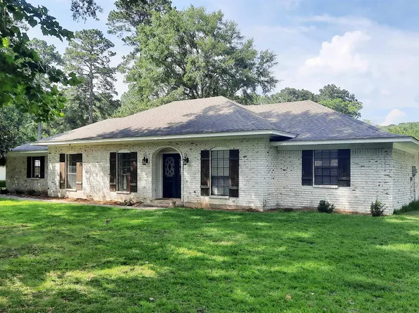 2602 Foxxwood Dr, Ruston, LA 71270