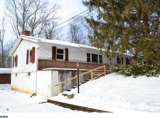 4082 E Campbell Rd, Pennsburg, PA 18073