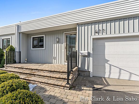 4th image of 411 Sandpiper Dr #1