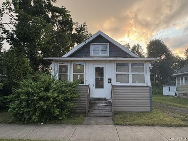1st image of 23 Travis Ave