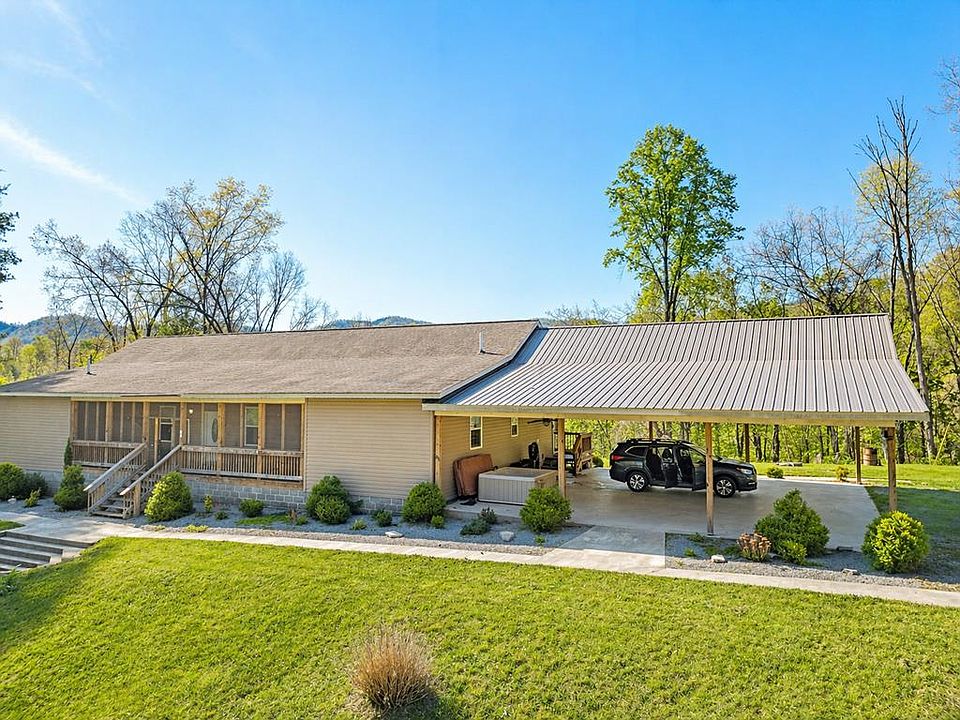 1st image of 192 Blueberry Hill Dr