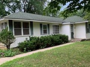 1920 Queens Ave S, Lakeland, MN 55043
