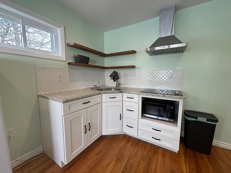 30 Alaric St #1 — Photo 3