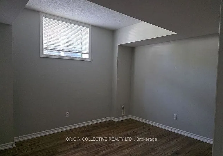 329 Edgehill Dr — Photo 6