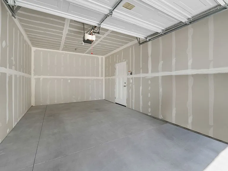 467 N 360 W #N202 — Photo 15