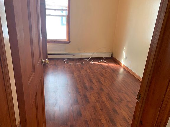 5th image of 9440 116th St #1