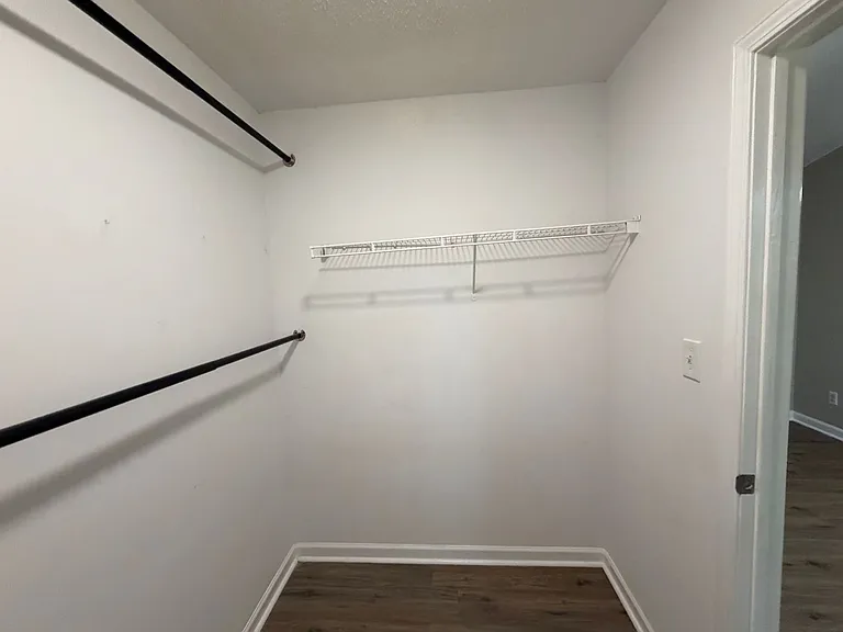1047 Oak Blossom Way — Photo 14