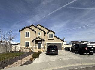 1335 Pronghorn Dr, Rock Springs, WY 82901