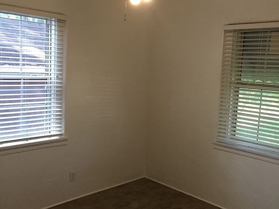 3rd image of 2816 Myrtle Ave