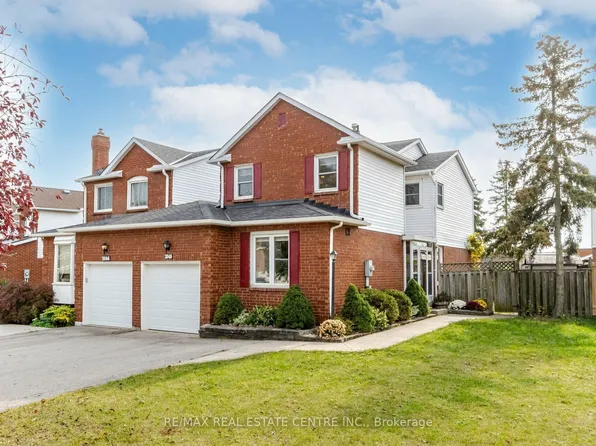 2046 Glenada Cres, Oakville, ON L6H 4M3