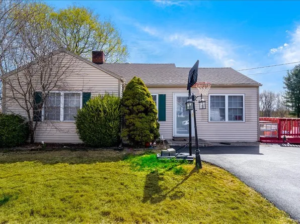 162 Rock Cut Rd, Newburgh, NY 12550