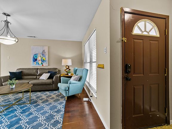 2nd image of 2207 Freeland Way #1D-754376