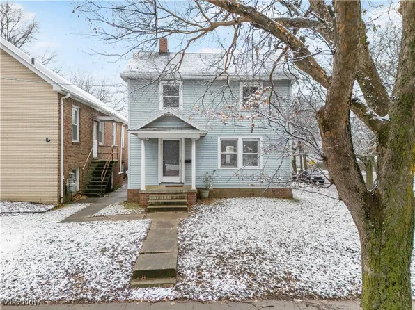 468 Brittain Rd, Akron, OH 44305