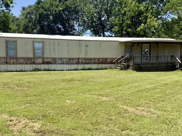 1007 E Gentry Ave, Checotah, OK 74426