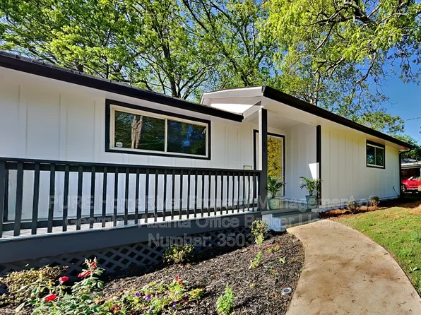 1127 Valley View Rd SE, Atlanta, GA 30315