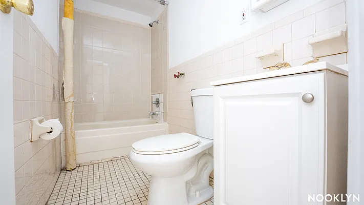 Rented by Nooklyn NYC LLC | media 28