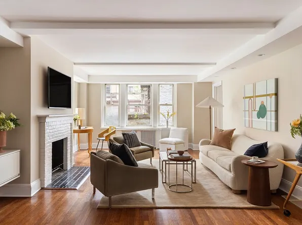 59 W 12th St APT 4H, New York, NY 10011