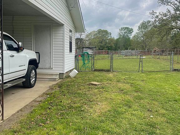4th image of 342 Payton Ln