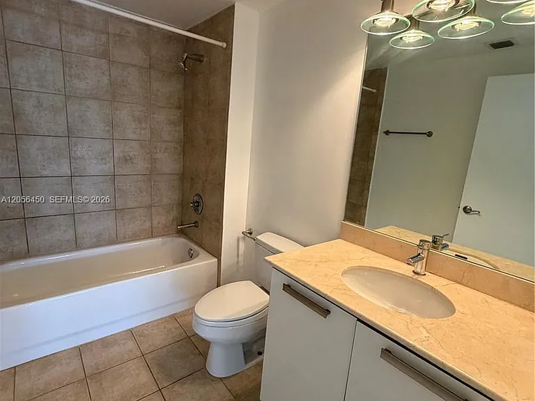 3000 NE 188th St #707 — Photo 7