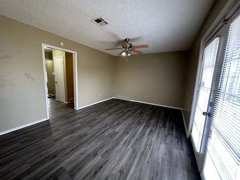 621 Lotus Ave — Photo 20
