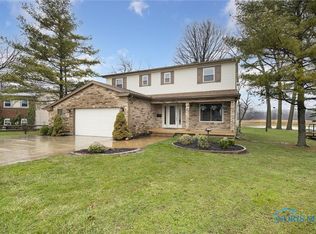 2967 Northshore Dr, Toledo, OH 43611