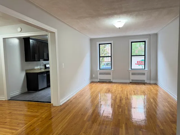 47-07 41st Street image 1 of 28