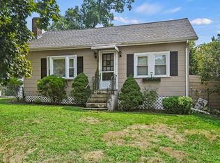 104 Glen Rd, Wilmington, MA 01887