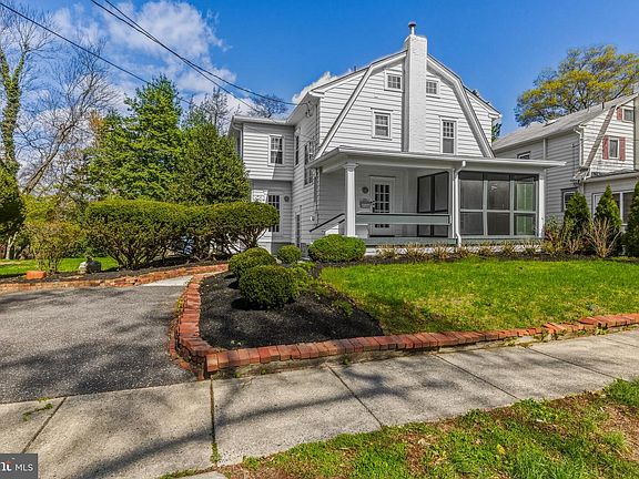2nd image of 23 McPhelin Ave