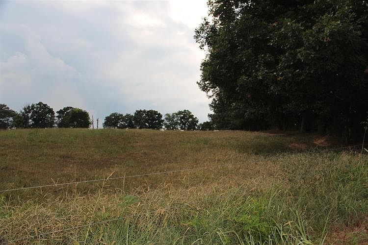 2nd image of 2288 Gunn Rd