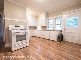 127 Olmsted Dr, Springfield, MA 01108