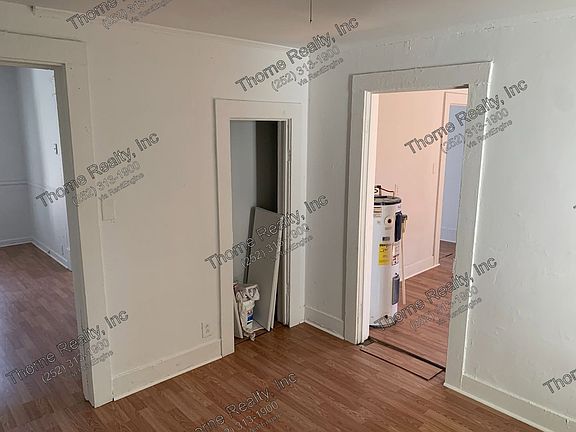 4th image of 1316 Clark St