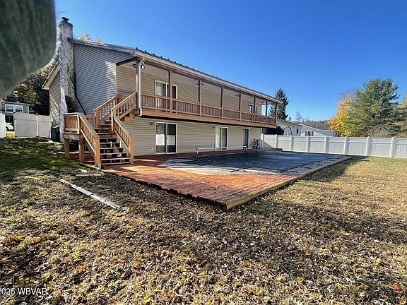 2nd image of 12 Park Dr