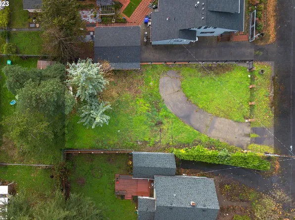 6908 SE 77th Ave N, Portland, OR 97206