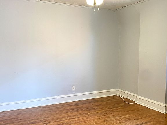 4th image of 4246 Parkside Ave #5