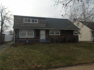 57 Sycamore St, Carteret, NJ, 07008
