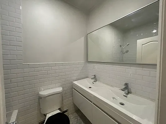 Rented by Budget Real Estate NYC Inc | media 3