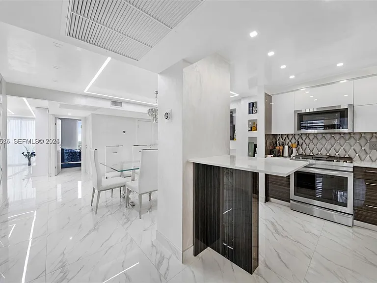 2030 S Ocean Dr #2127 — Photo 12