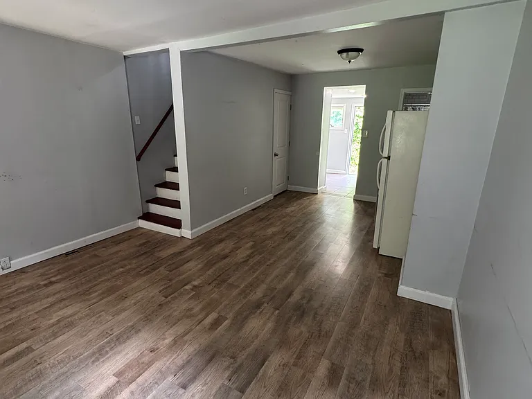 1245 Youngsburg Rd #1 — Photo 4