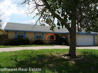 2104 Jonquil Park Dr, Clovis, NM 88101