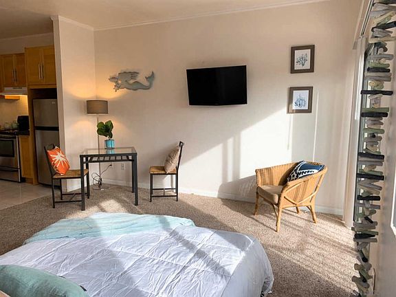 5th image of 2650 Broadway APT 317