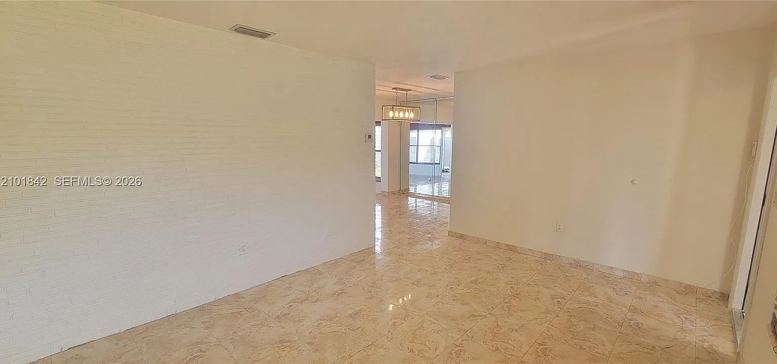 Palm Springs Ests 2nd Add — Photo 3