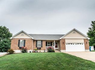 113 Robby Ln, Farmington, MO 63640