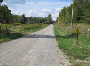 Lakewood Rd SW, Sherrodsville, OH 44675