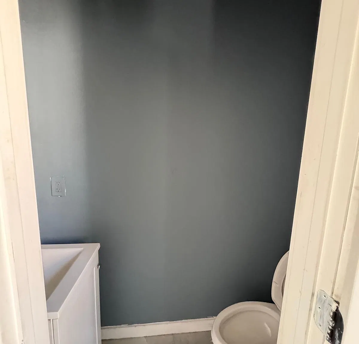 5 bed, 2376 sqft, $2,900 — Photo 2