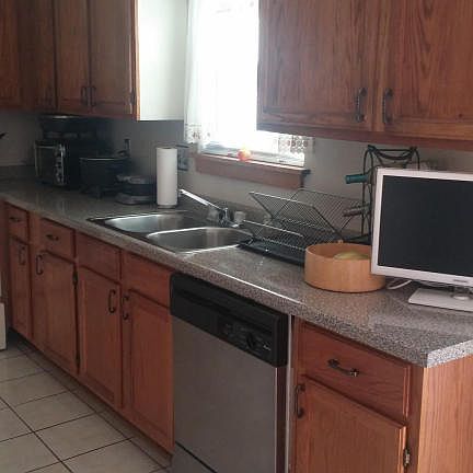 4th image of 4009 W Meinecke Ave