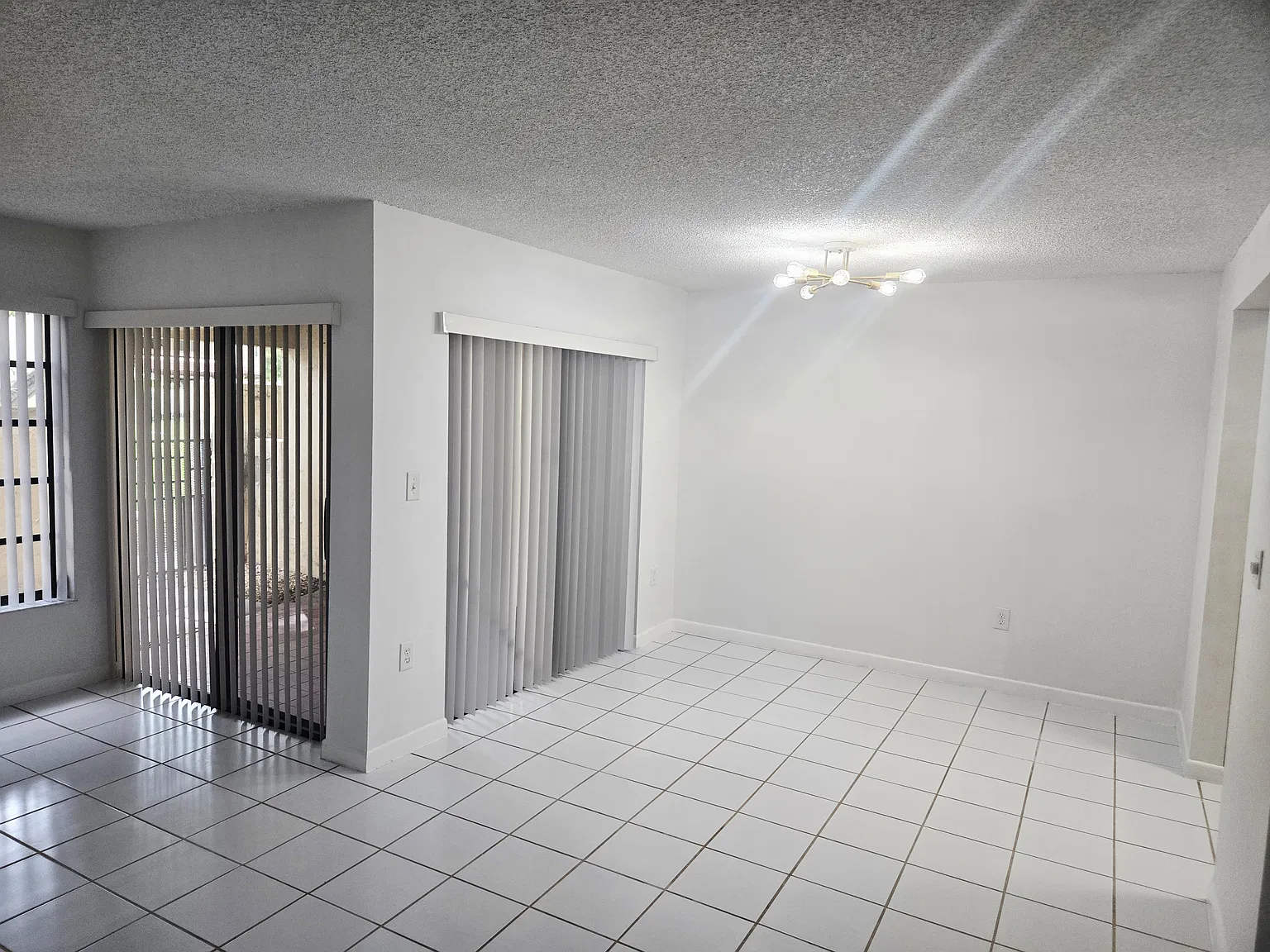 8820 SW 123rd Ct — Photo 4