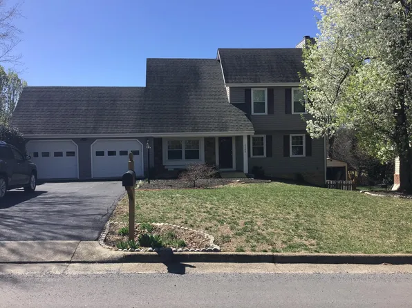 5306 Huntridge Rd, Roanoke, VA 24012