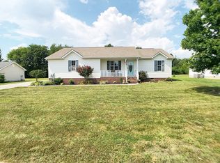 76 Larkspur Dr, Rock Spring, GA 30739