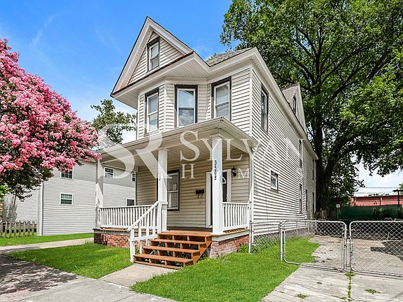 2nd image of 3508 Omohundro Ave