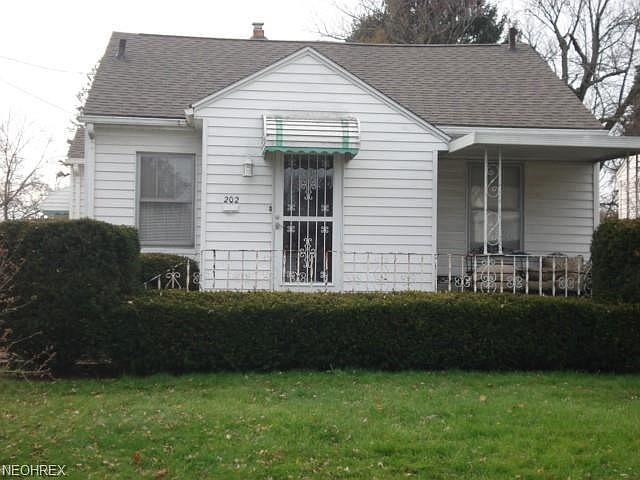 1st image of 202 Emmons Ave